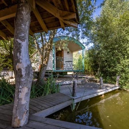 Готель Silver Dollar Watton Екстер'єр фото